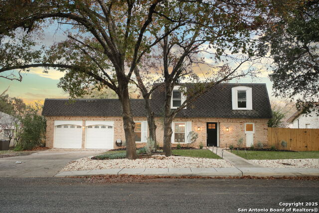 931 Serenade Dr Property Photo 1