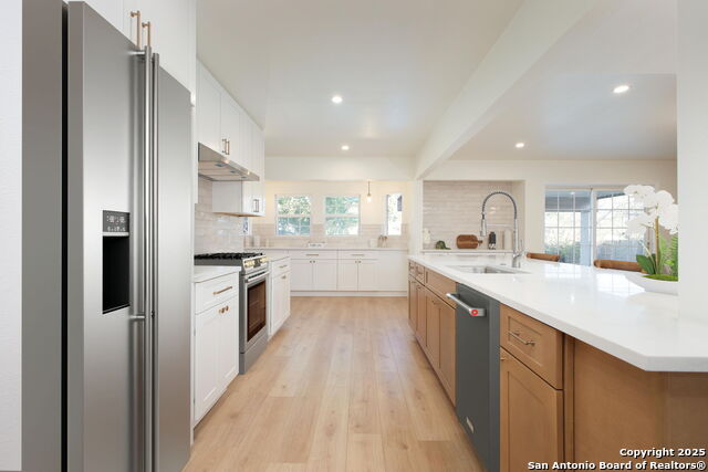 931 Serenade Dr Property Photo 11