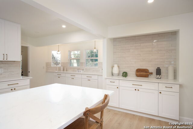 931 Serenade Dr Property Photo 16