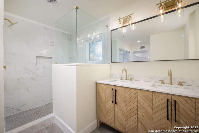 931 Serenade Dr Property Photo 20