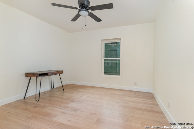 931 Serenade Dr Property Photo 23