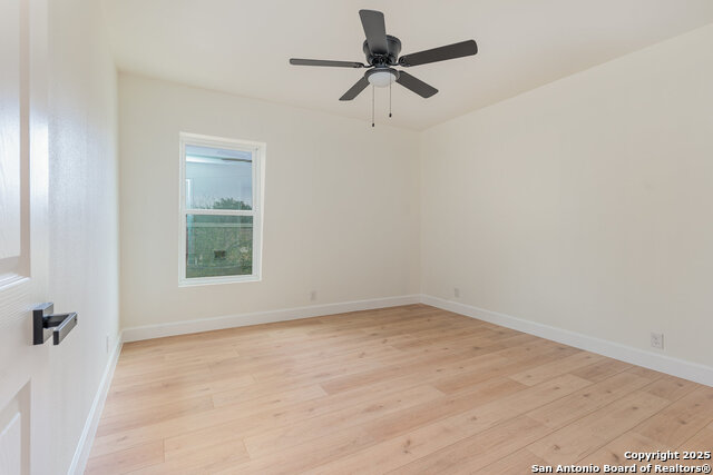 931 Serenade Dr Property Photo 25
