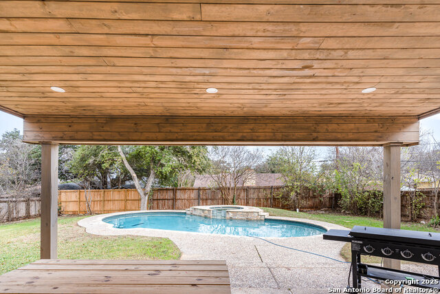 931 Serenade Dr Property Photo 33