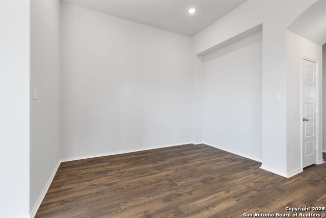 12558 Carrick Drive Property Photo 4