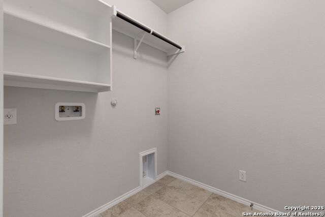 12558 Carrick Drive Property Photo 20