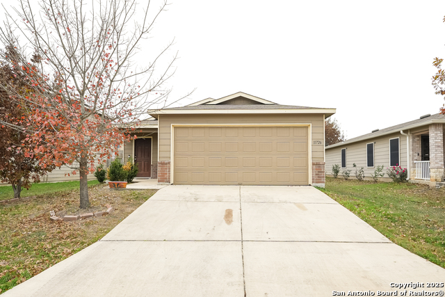 11726 DEER Mill Property Photo 1