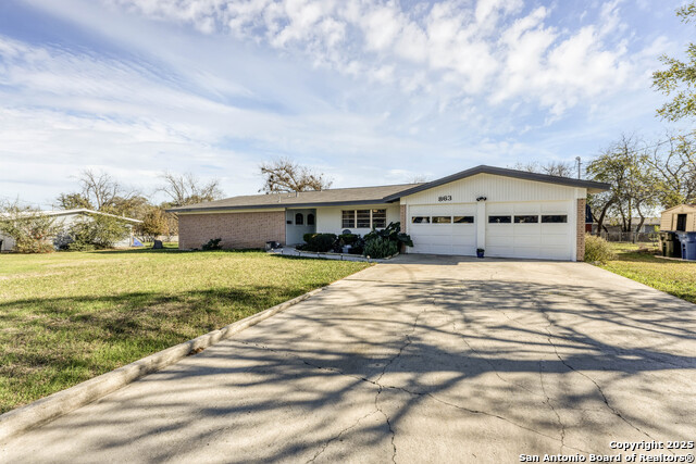 863 Merriweather St Property Photo 2