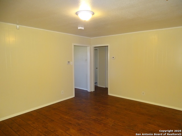 4850 Shadydale Dr Property Photo 8