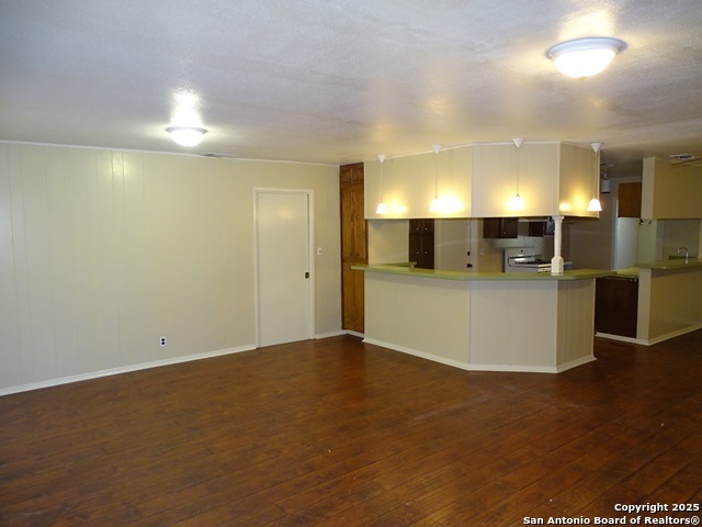 4850 Shadydale Dr Property Photo 13
