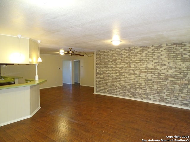 4850 Shadydale Dr Property Photo 14