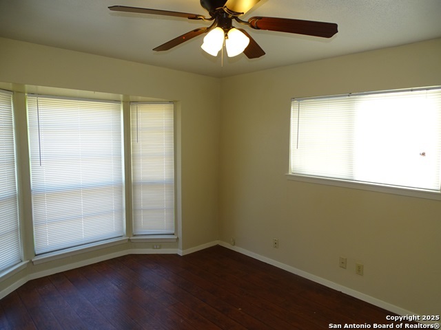 4850 Shadydale Dr Property Photo 27