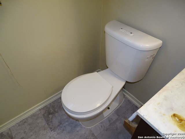 4850 Shadydale Dr Property Photo 31