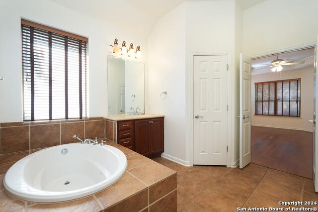 8142 Floating View Property Photo 19