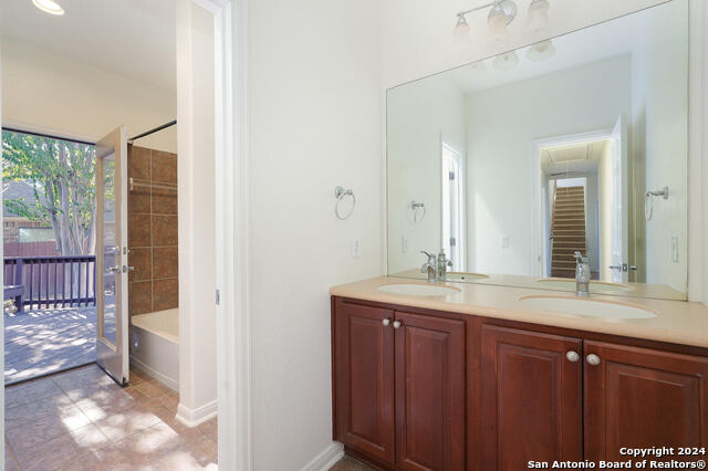 8142 Floating View Property Photo 28