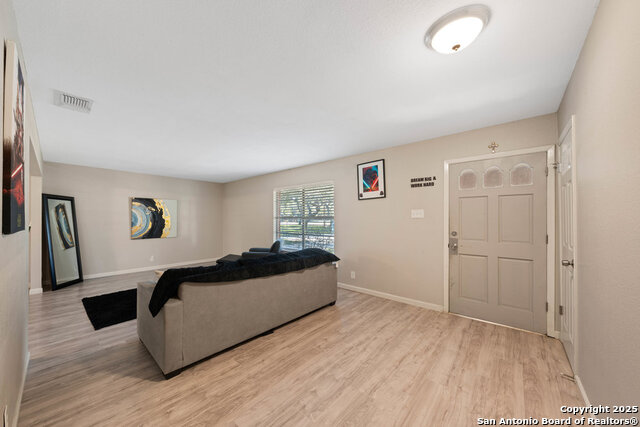 38 Pulliam Property Photo 12