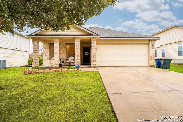 2422 Fayette Dr Property Photo