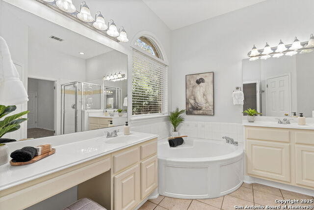 20437 Wild Springs Dr Property Photo 26