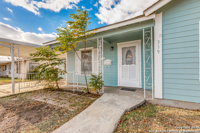 319 Pamela Dr Property Photo 3