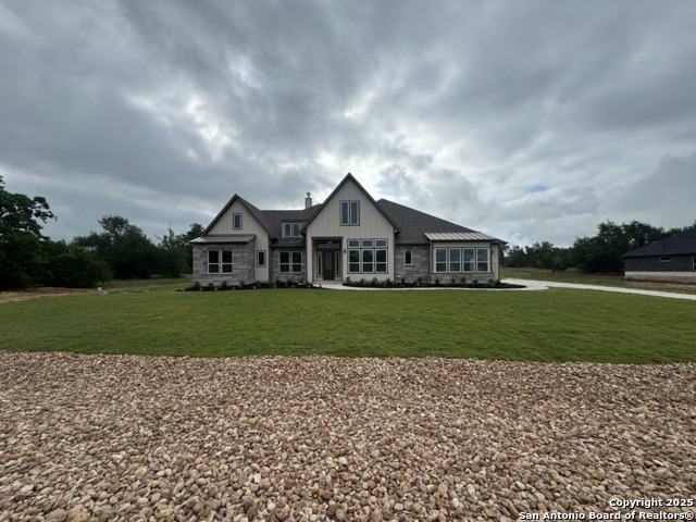 1172 Blackburnian Property Photo 1