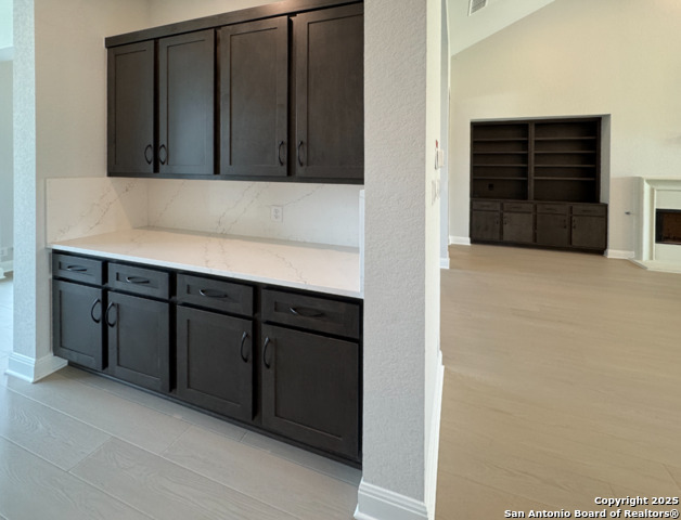 1172 Blackburnian Property Photo 12