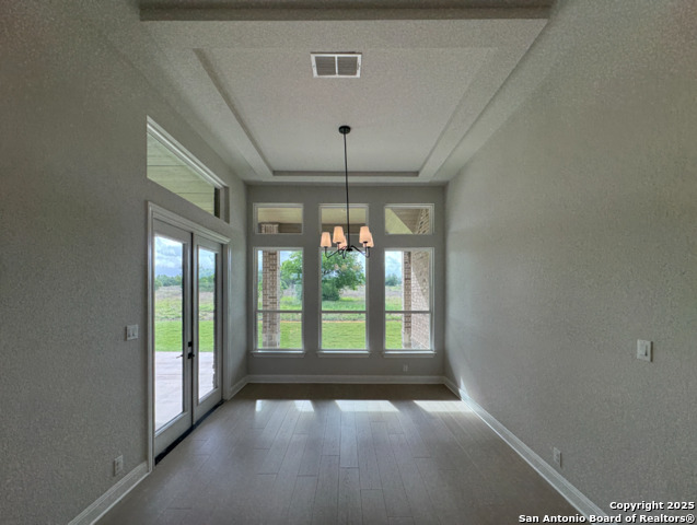 1172 Blackburnian Property Photo 18