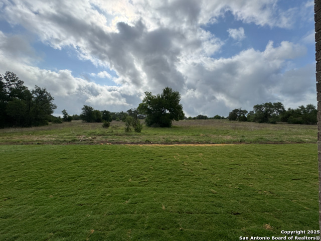 1172 Blackburnian Property Photo 48
