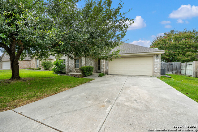 450 Walnut Heights Property Photo 3