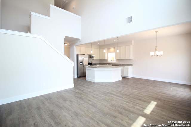 246 Topaz Property Photo 3
