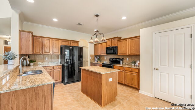 9231 Larsons Ln Property Photo 12