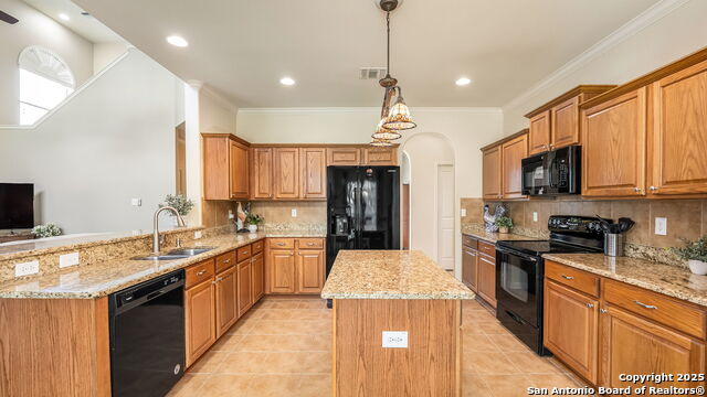 9231 Larsons Ln Property Photo 14