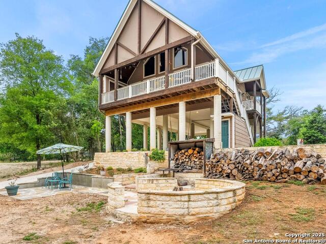 3615 Riverside Dr Property Photo 1