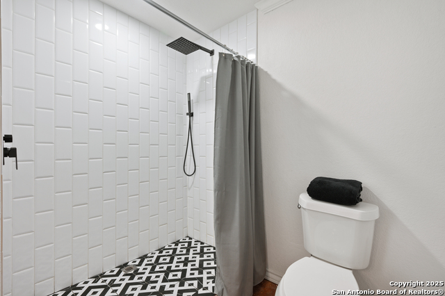 786 Deep Water Drive Property Photo 17