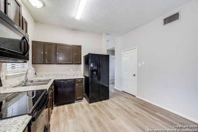 366 Ash Village Dr Property Photo 13