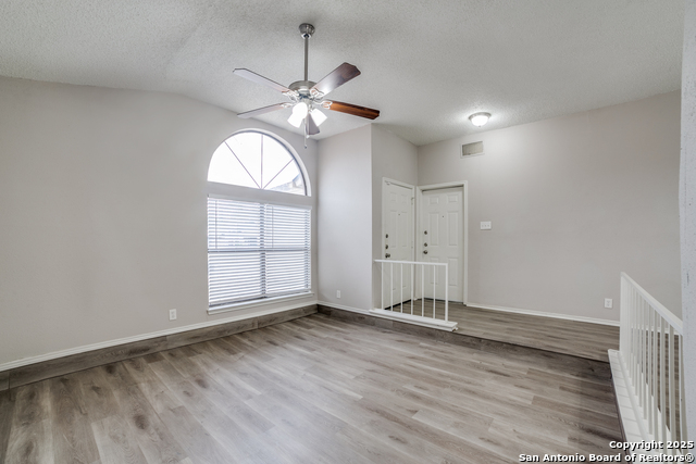 366 Ash Village Dr Property Photo 15