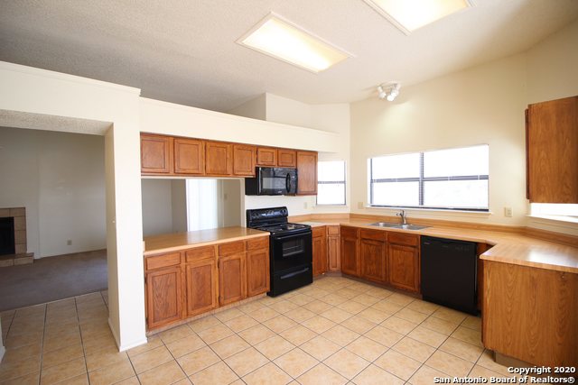 7738 Ridge Mist Dr Property Photo 7