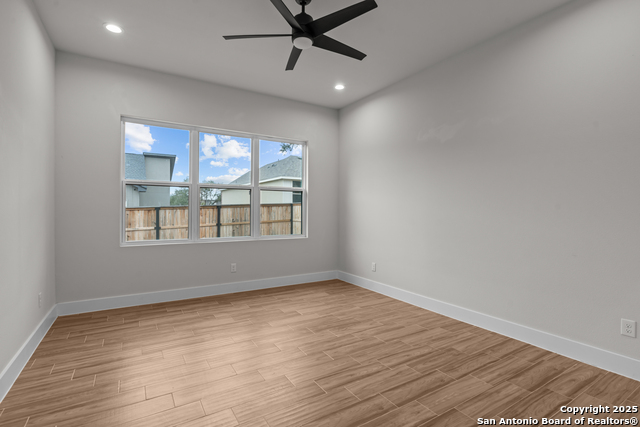 103 Robert Sloan Property Photo 7