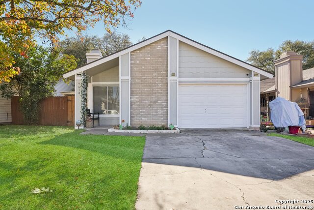 9610 Fountain Bend Property Photo