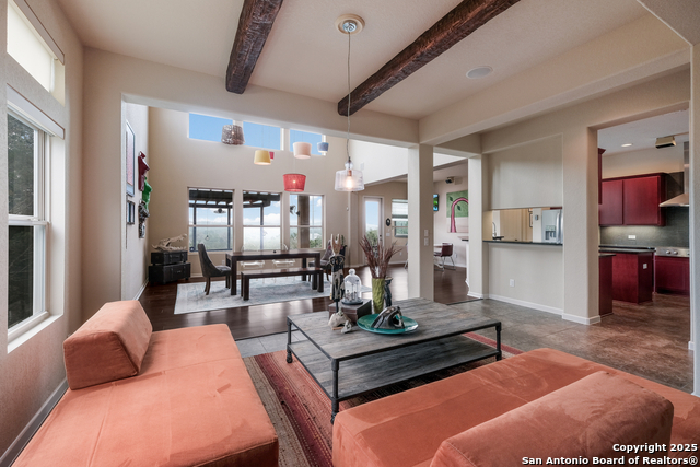 25131 Estancia Cir Property Photo 4