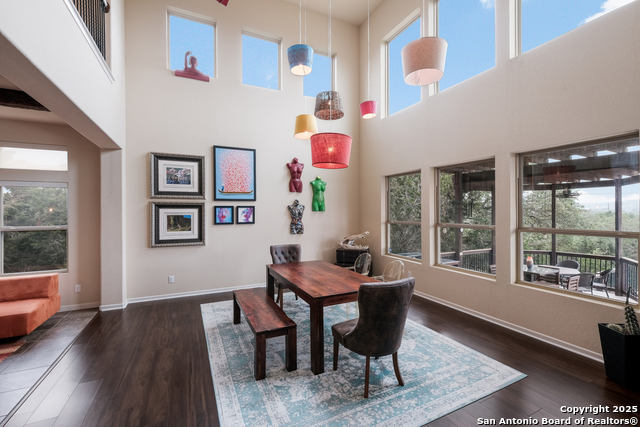 25131 Estancia Cir Property Photo 7