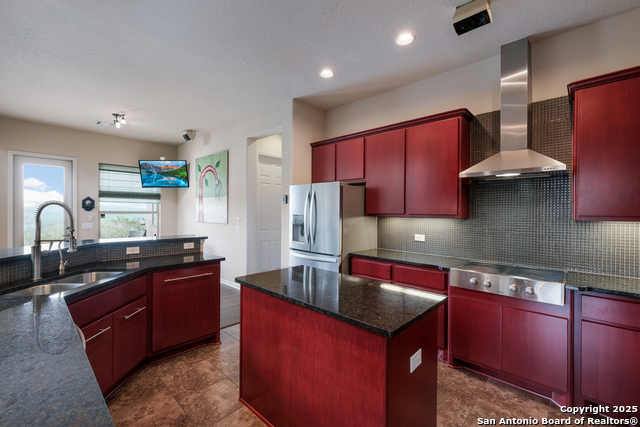 25131 Estancia Cir Property Photo 11