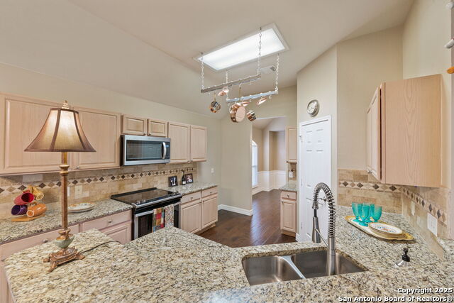 24511 Long Arrow Property Photo 12