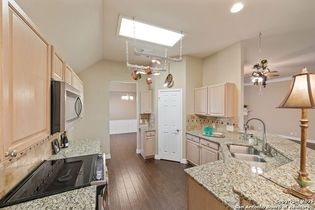 24511 Long Arrow Property Photo 13