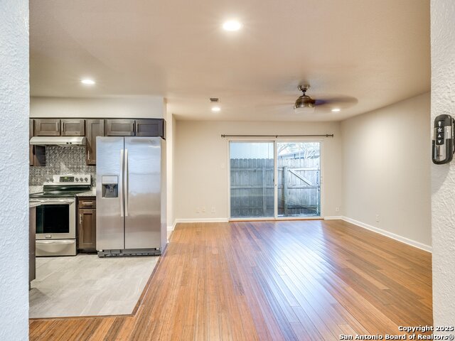 100 Lorenz Rd Property Photo 5