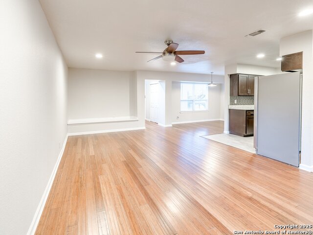 100 Lorenz Rd Property Photo 10