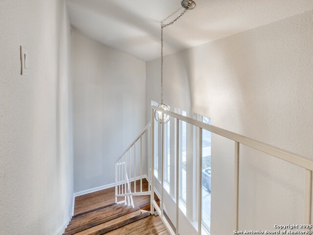 100 Lorenz Rd Property Photo 16