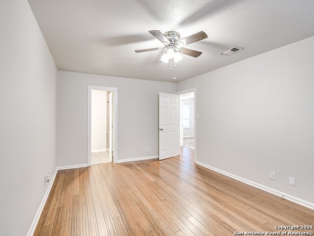 100 Lorenz Rd Property Photo 22