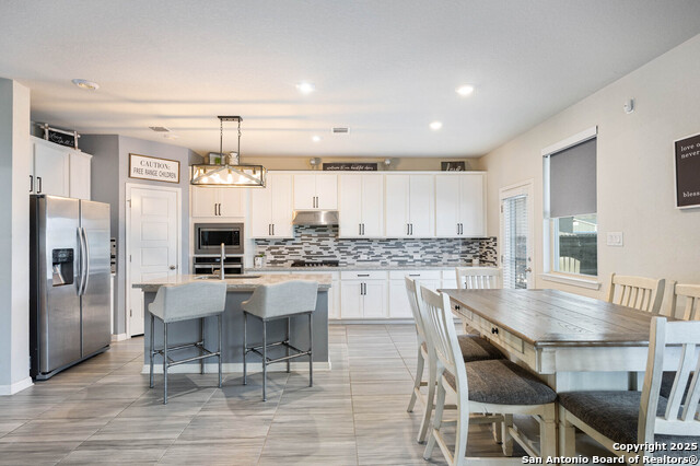2527 Castello Way Property Photo 8