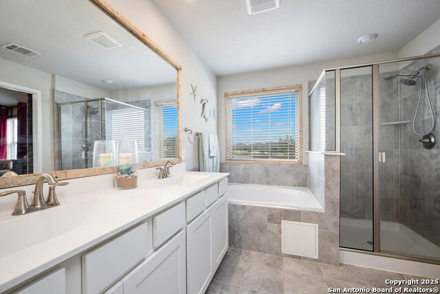 2527 Castello Way Property Photo 17