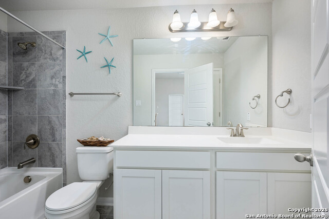 2527 Castello Way Property Photo 22