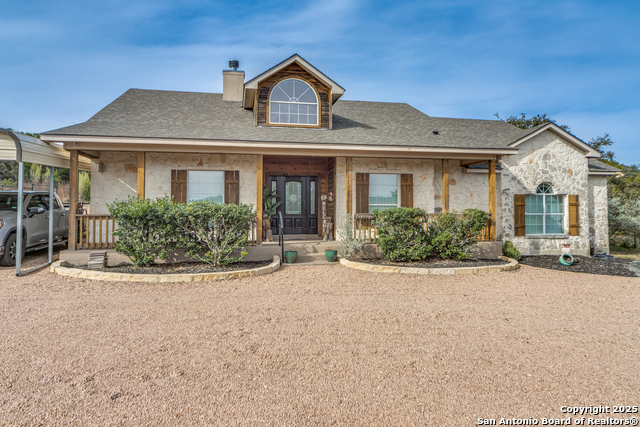 517 Thoroughbred Ln Property Photo 2